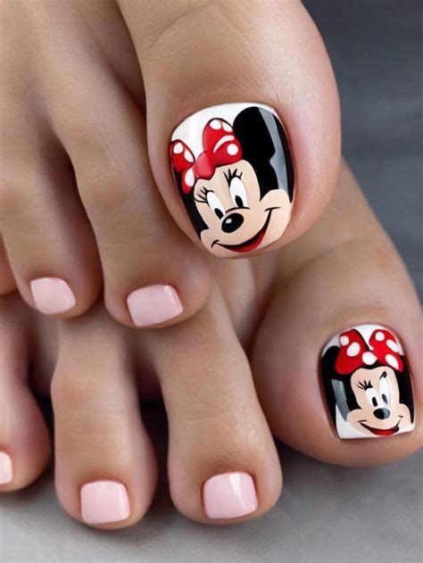 215+ Minnie Mouse Toe Nail Designs and Ideas